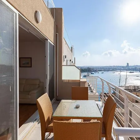 Beautiful 2br Just Off The Promenade With Seaviews By 360 Estates Sliema